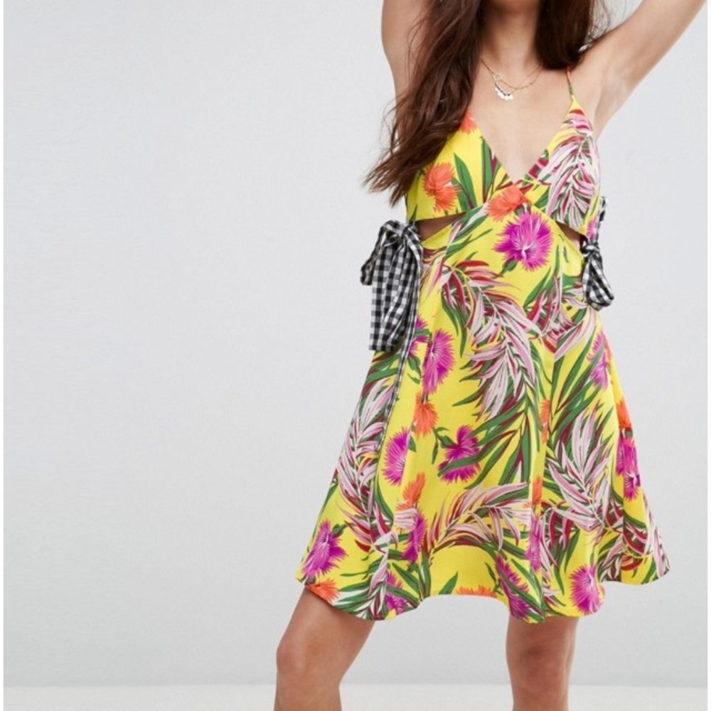 ⭕️Asos Tropical Dress